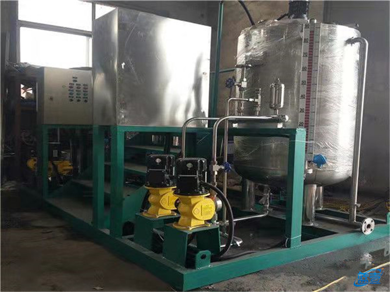 藍壹全自動加藥設備