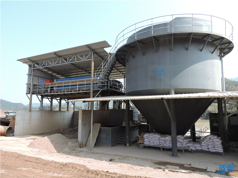 藍(lán)壹機(jī)制砂污水處理設(shè)備